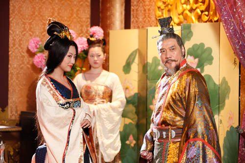 关于三宫六院七十二妃txt下载的信息